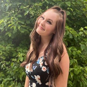 Meet your Posher, Vanessa